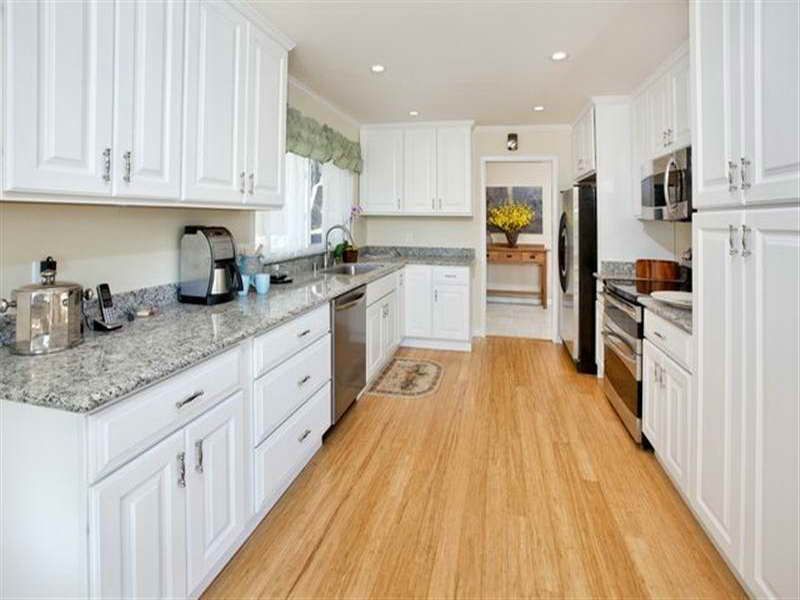 Bamboo-flooring-Kitchen